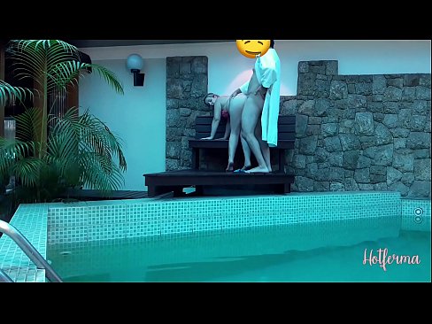 ❤️ Tus thawj coj caw tus tub txib mus rau hauv lub pas dej, tab sis tsis tuaj yeem tiv taus kub ❤️ Anal porn ntawm hmn.serviporno.ru% ❌ Ib